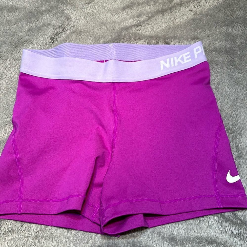 NWT Nike pro shorts